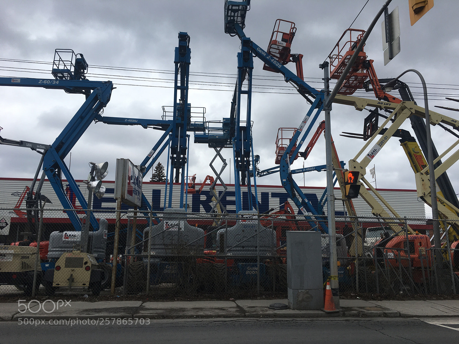 Apple iPhone 6s sample photo. Crane rental photography