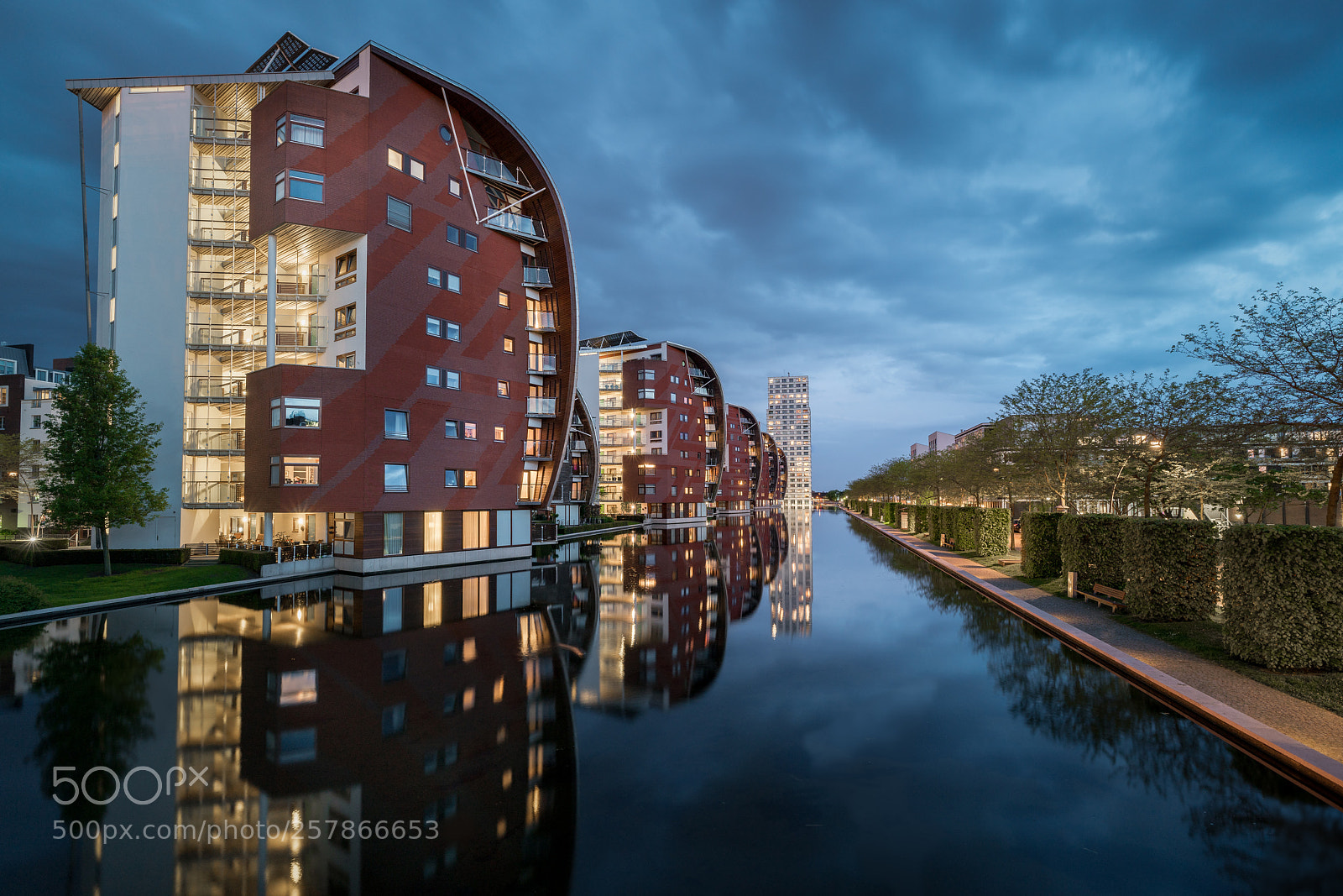 Sony a7R II sample photo. Blue hour at paleiskwartier photography