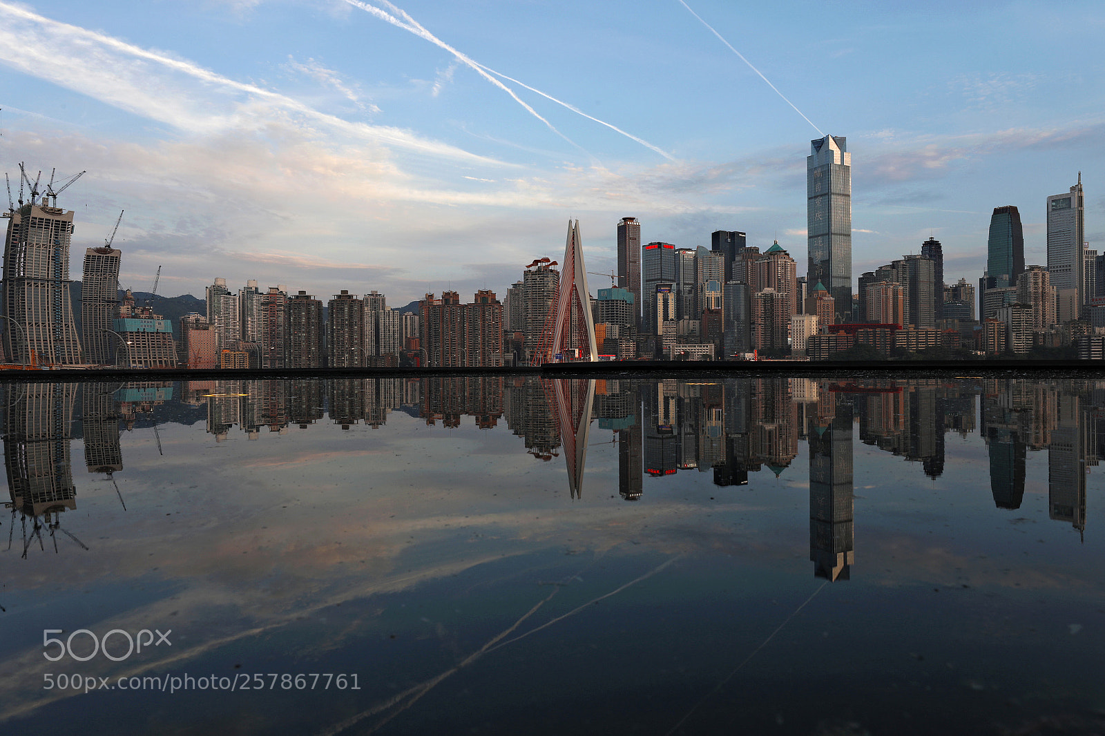 Canon EOS 5D Mark IV sample photo. Floating city photography
