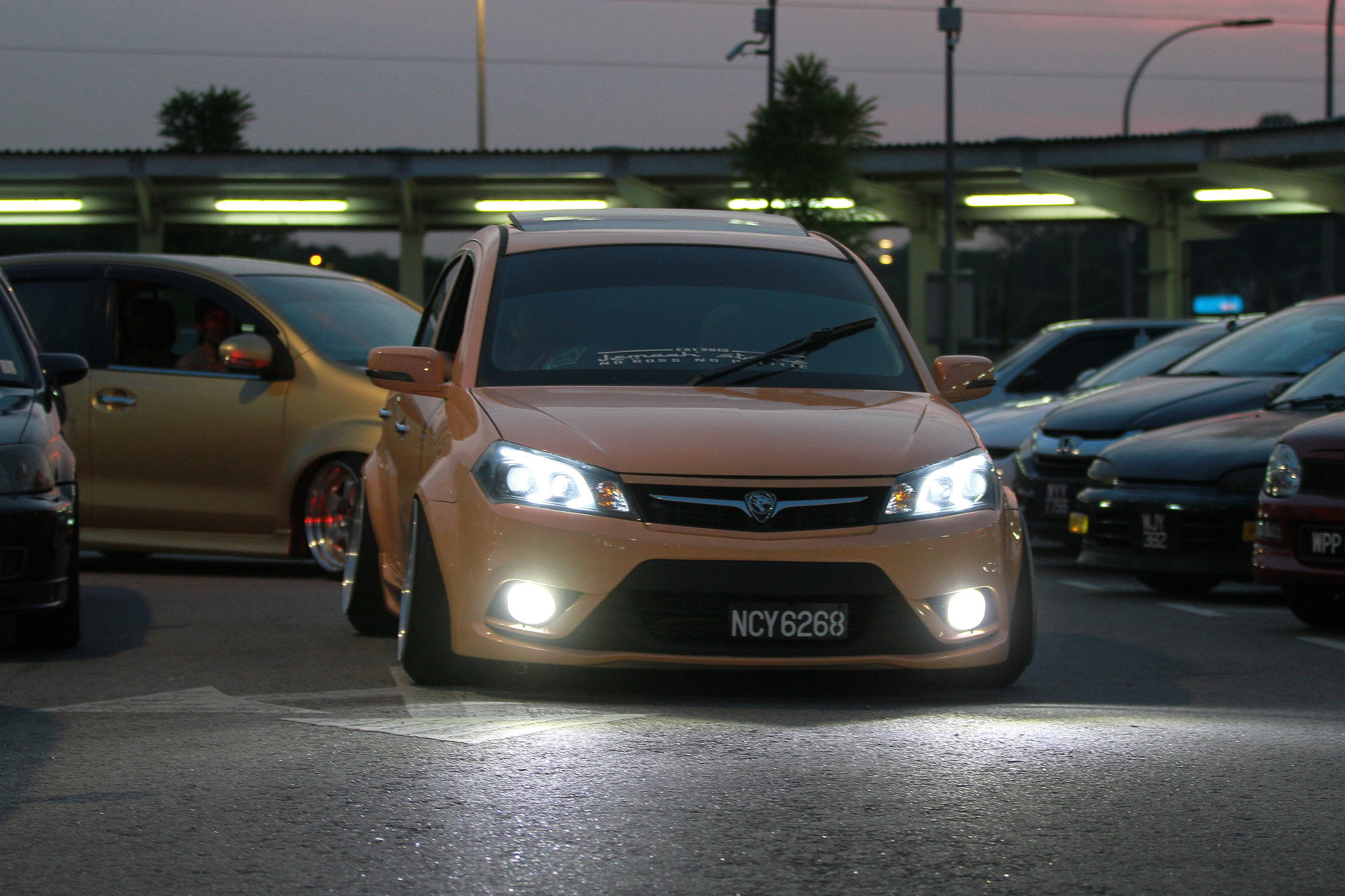 Canon EOS 7D sample photo. Car show photography