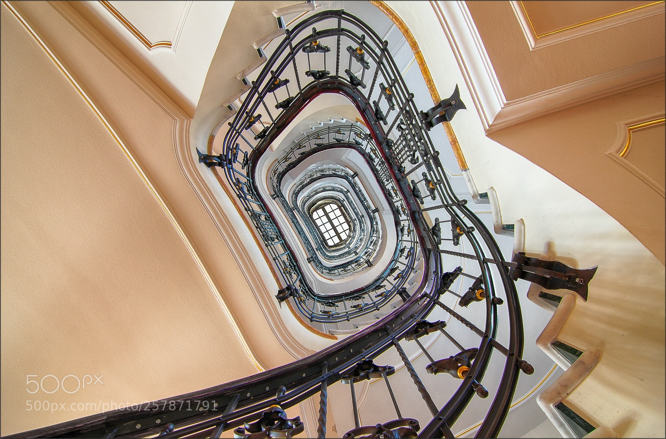 Canon EOS 600D (Rebel EOS T3i / EOS Kiss X5) sample photo. * stairway * photography