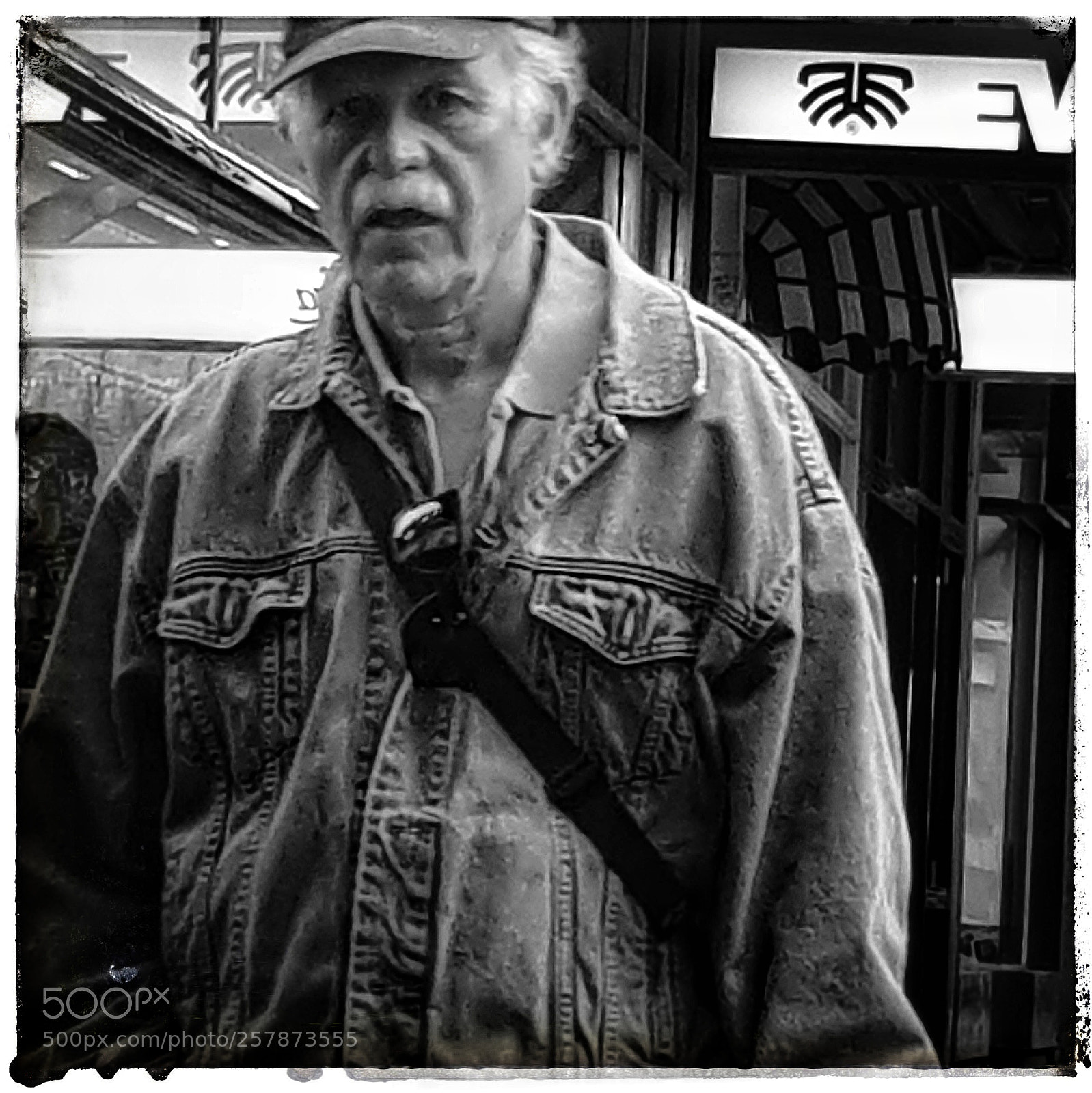 Samsung Galaxy S8 sample photo. The street photography