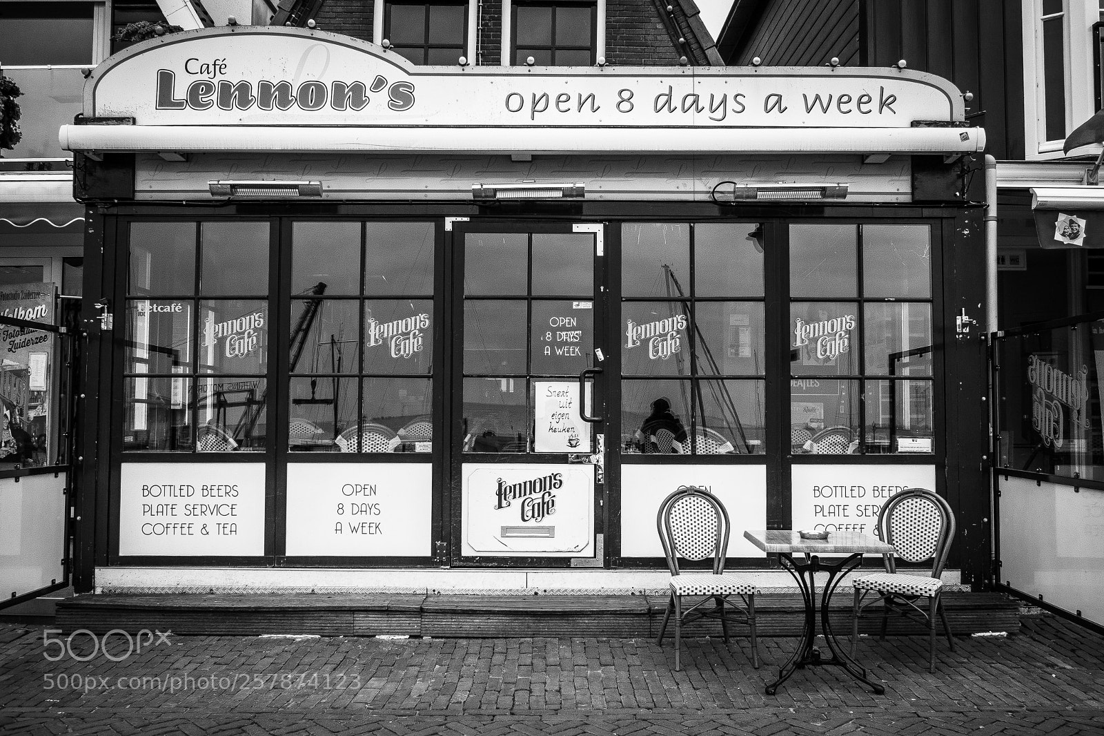 Olympus OM-D E-M10 sample photo. Volendam tourism photography