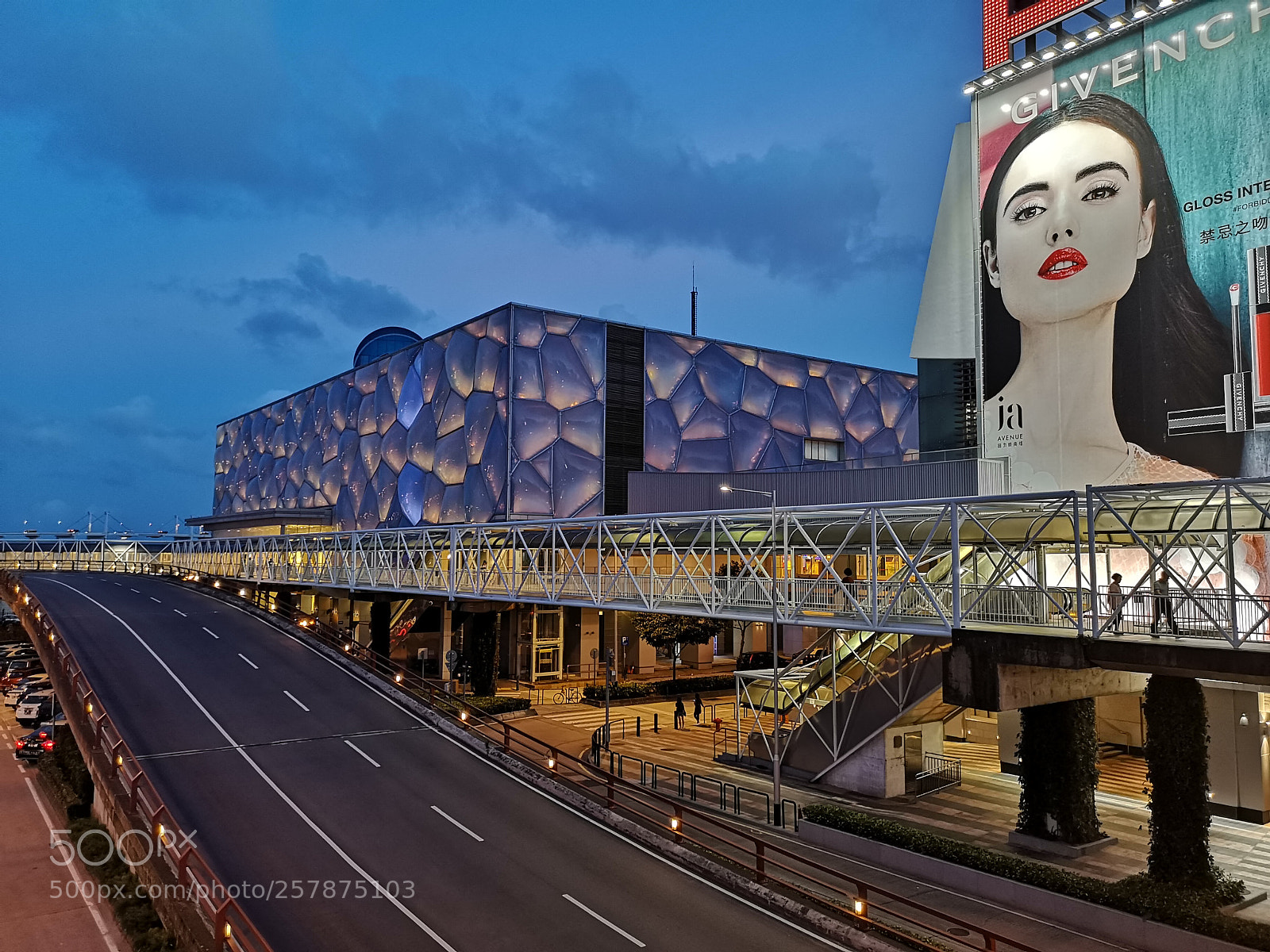 HUAWEI CLT-L29 sample photo. Macao night photography