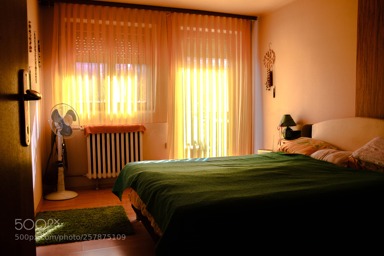 Nikon D7100 sample photo. Room full of mirrors photography