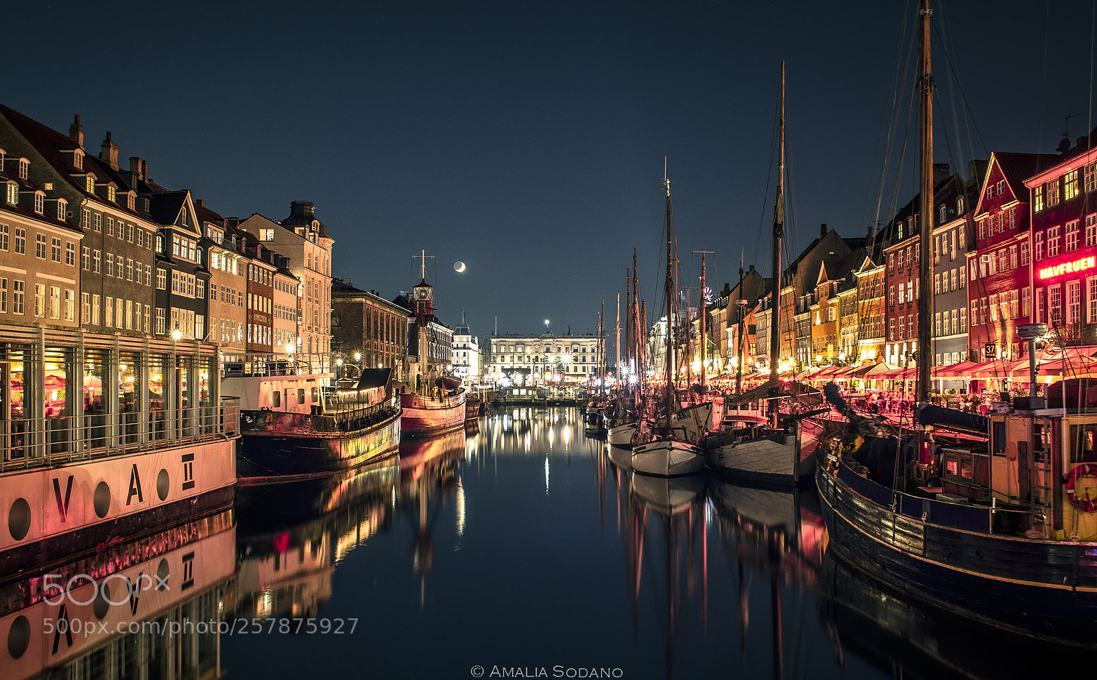 Nikon D610 sample photo. Nyhavn photography