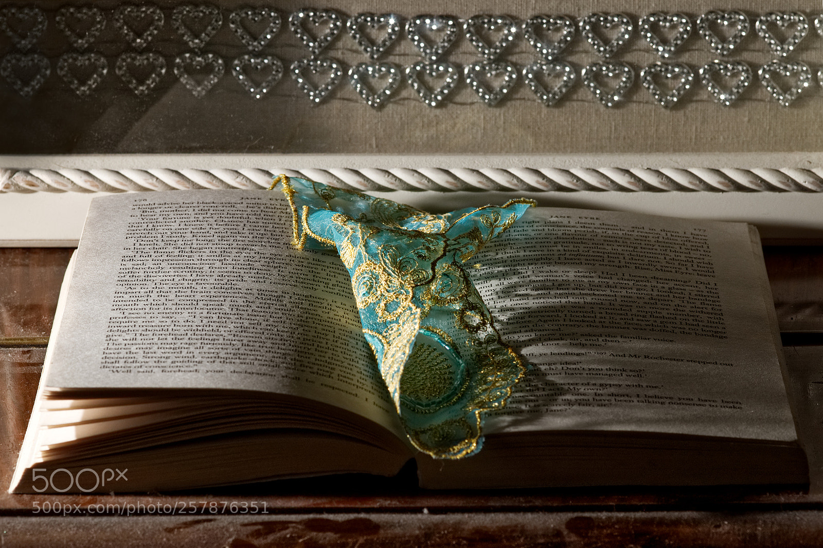 Nikon D5000 sample photo. A classic in morning photography