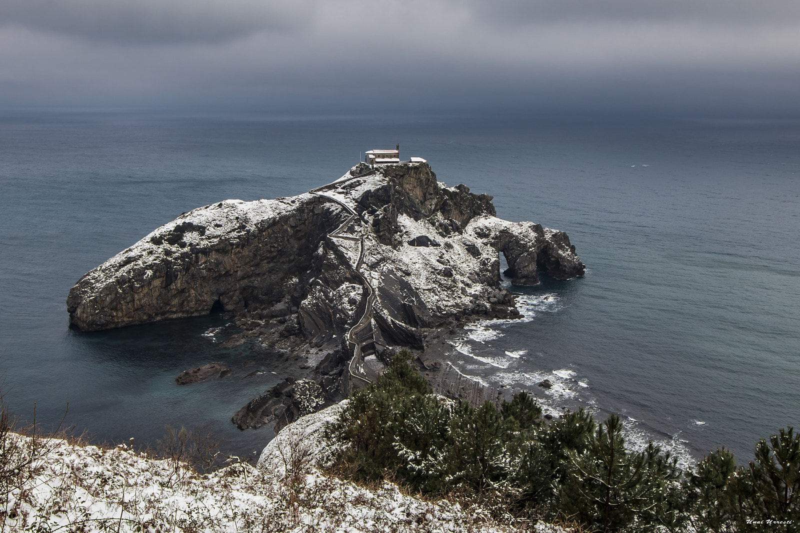 Canon EOS 77D (EOS 9000D / EOS 770D) sample photo. San juan de gaztelugatxe photography