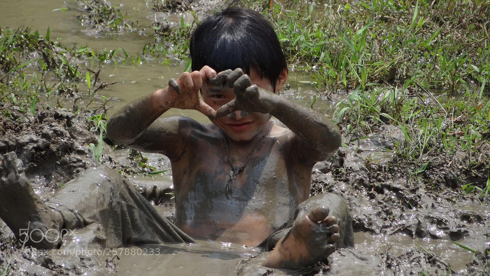 Sony Cyber-shot DSC-HX100V sample photo. Heart, kid mud, sa photography