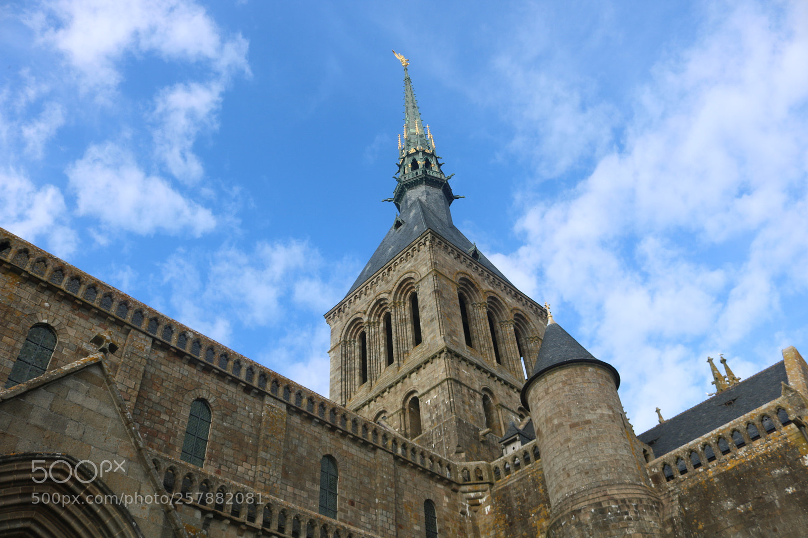 Canon EOS 750D (EOS Rebel T6i / EOS Kiss X8i) sample photo. Mont saint michel abbey photography
