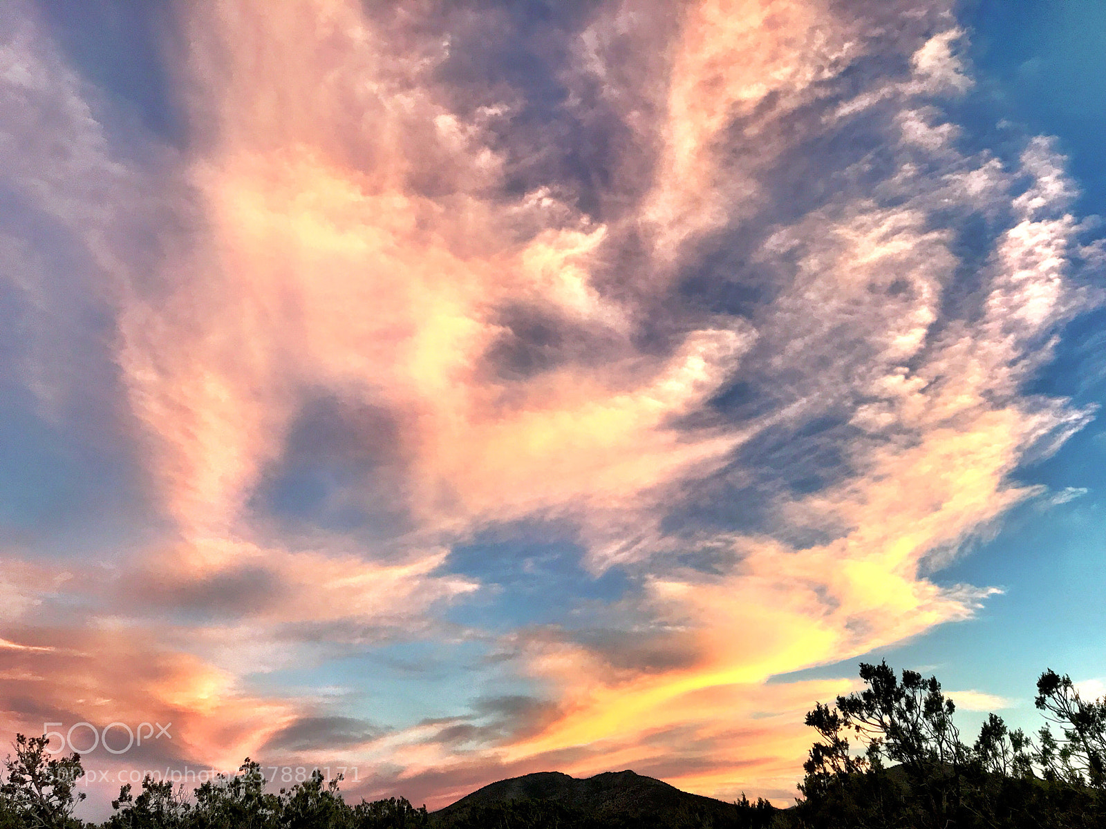 Apple iPhone 7 sample photo. Cloud dance over gallinas  photography