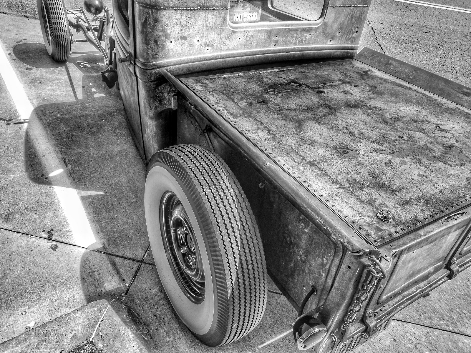 Samsung Galaxy S8+ sample photo. Rat rod b&w photography