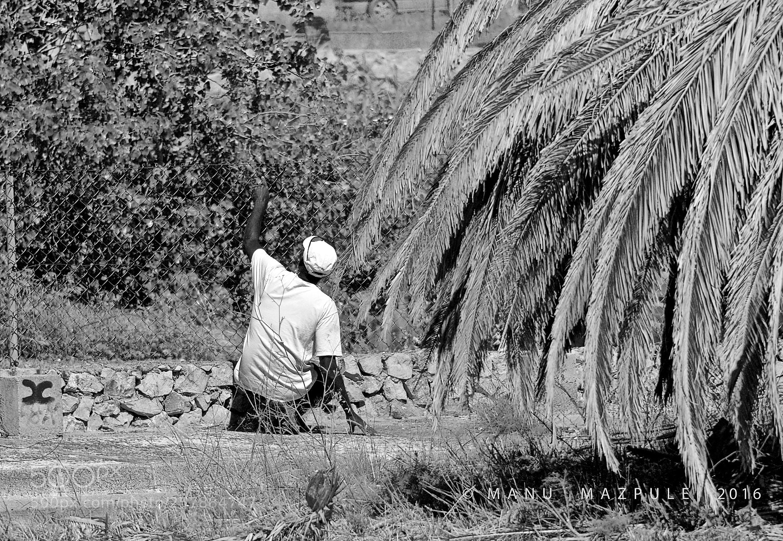 Canon EOS 70D sample photo. 371. girona. catalunya... people photography