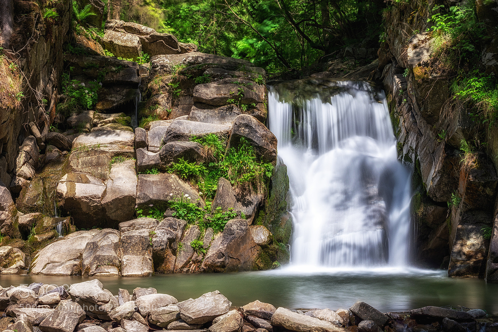 Nikon D7200 sample photo. Zaskalniak waterfall photography