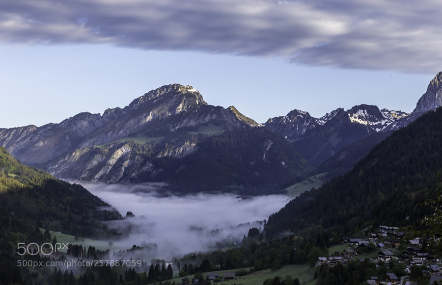 Canon EOS 6D sample photo. Chatel sous les nuages photography