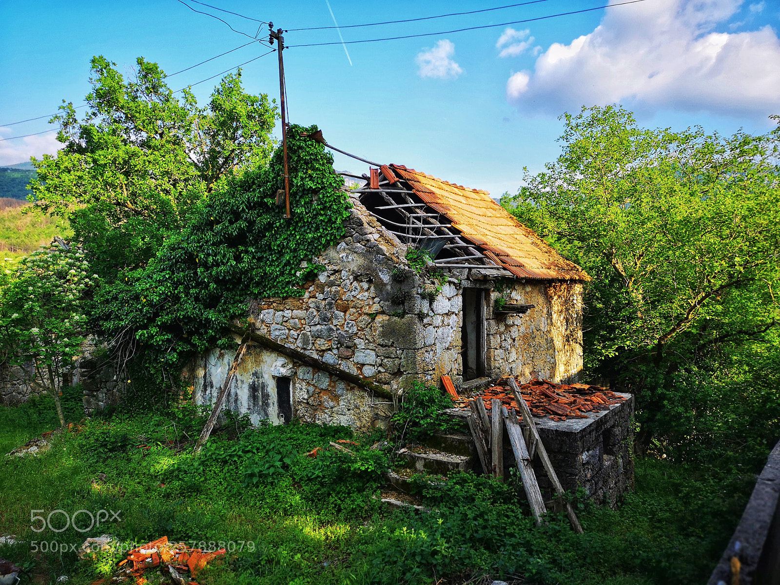 HUAWEI CLT-L09 sample photo. Old house photography