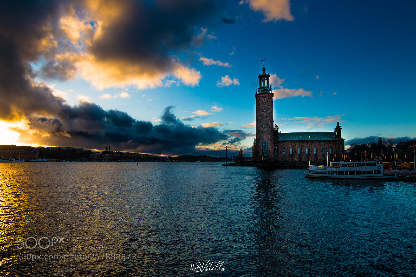 Canon EOS 70D sample photo. Stockholm evening photography