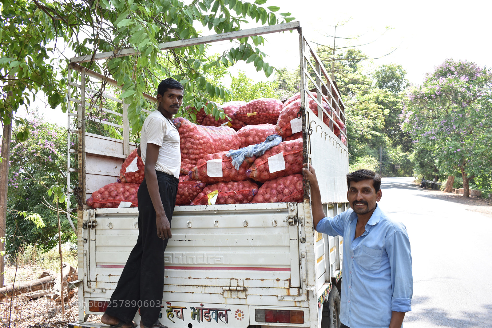 Nikon D3400 sample photo. Indian farmers photography