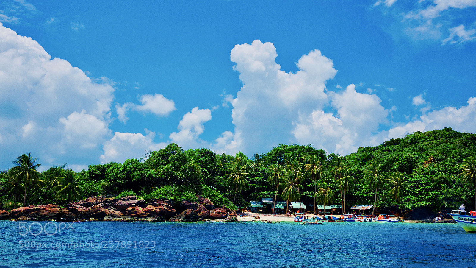 Fujifilm X70 sample photo. Paradise photography