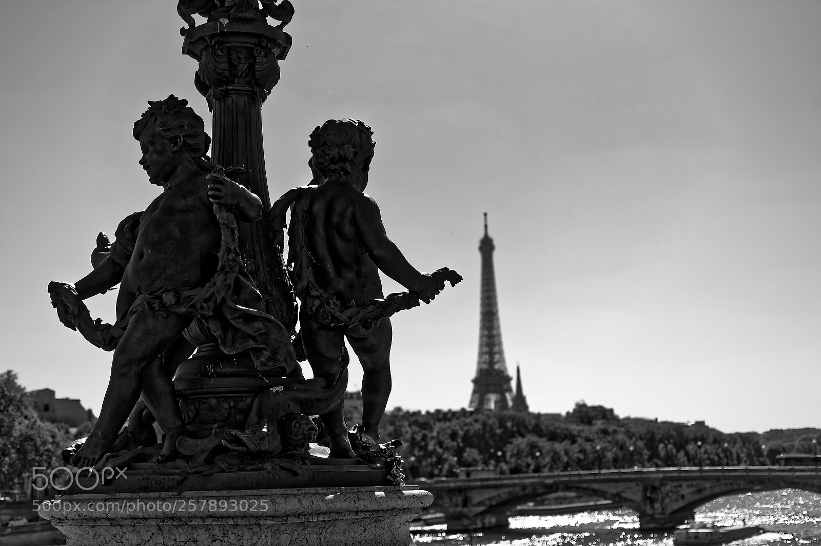 Nikon D3200 + Nikon AF-S DX Nikkor 35mm F1.8G sample photo. Cherubs of the alexander photography