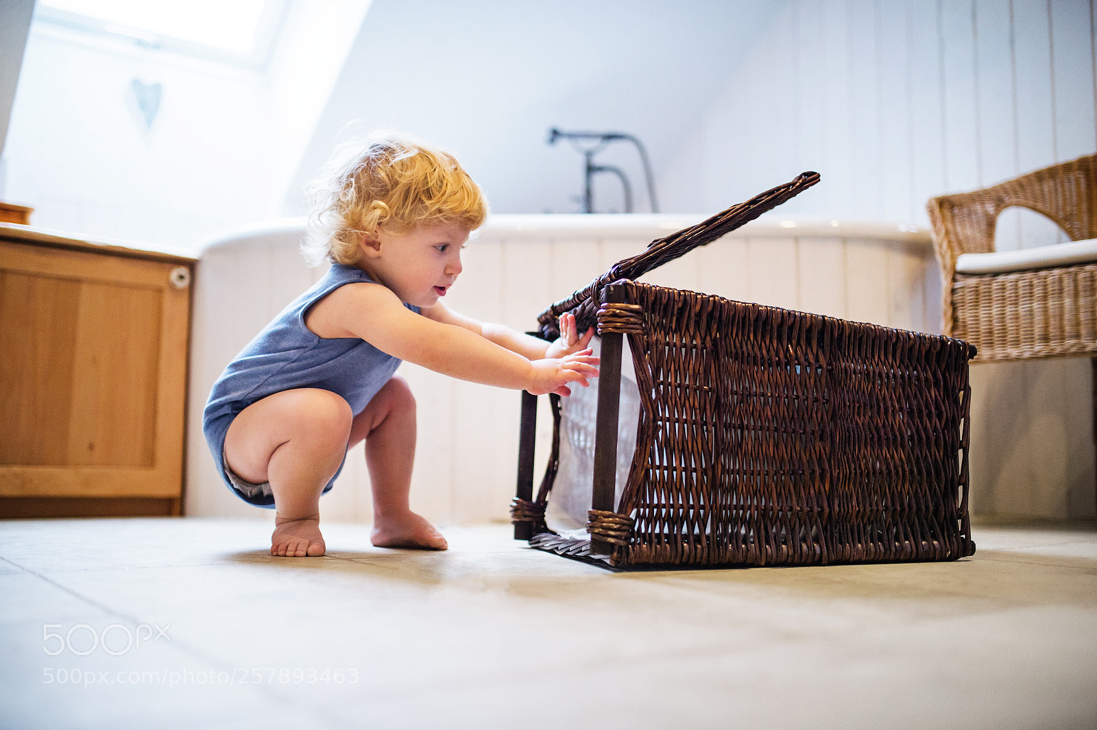 Nikon D4S sample photo. Toddler boy with a photography
