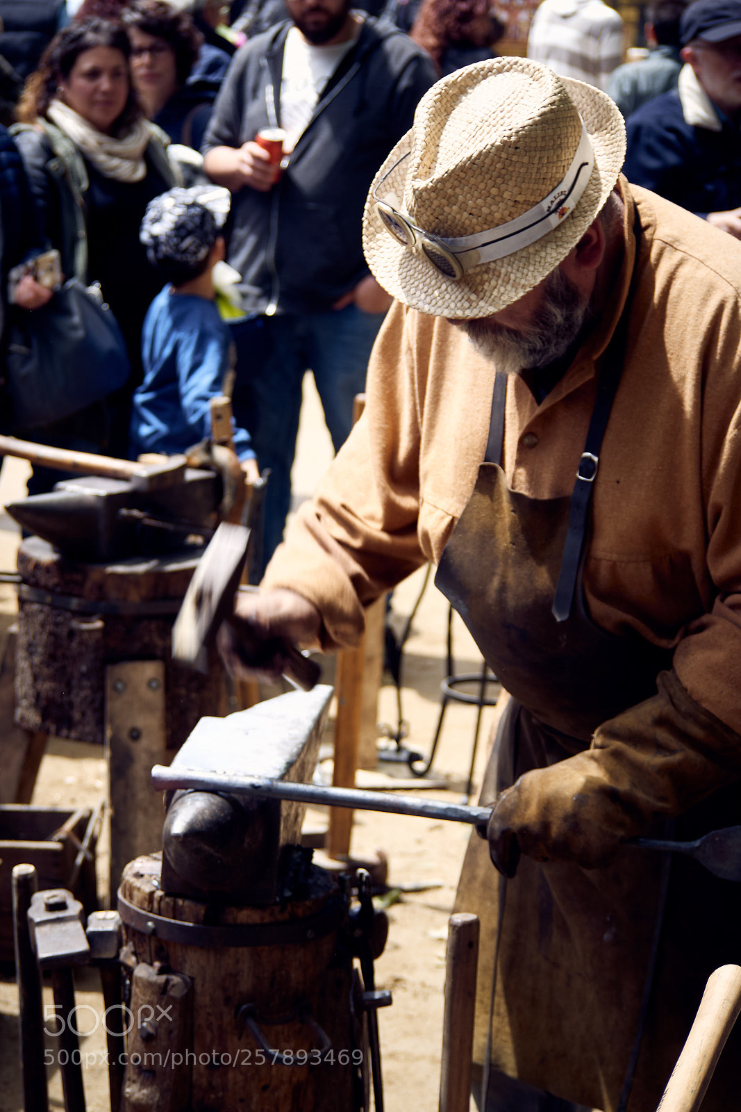 Olympus OM-D E-M10 II sample photo. Blacksmith photography
