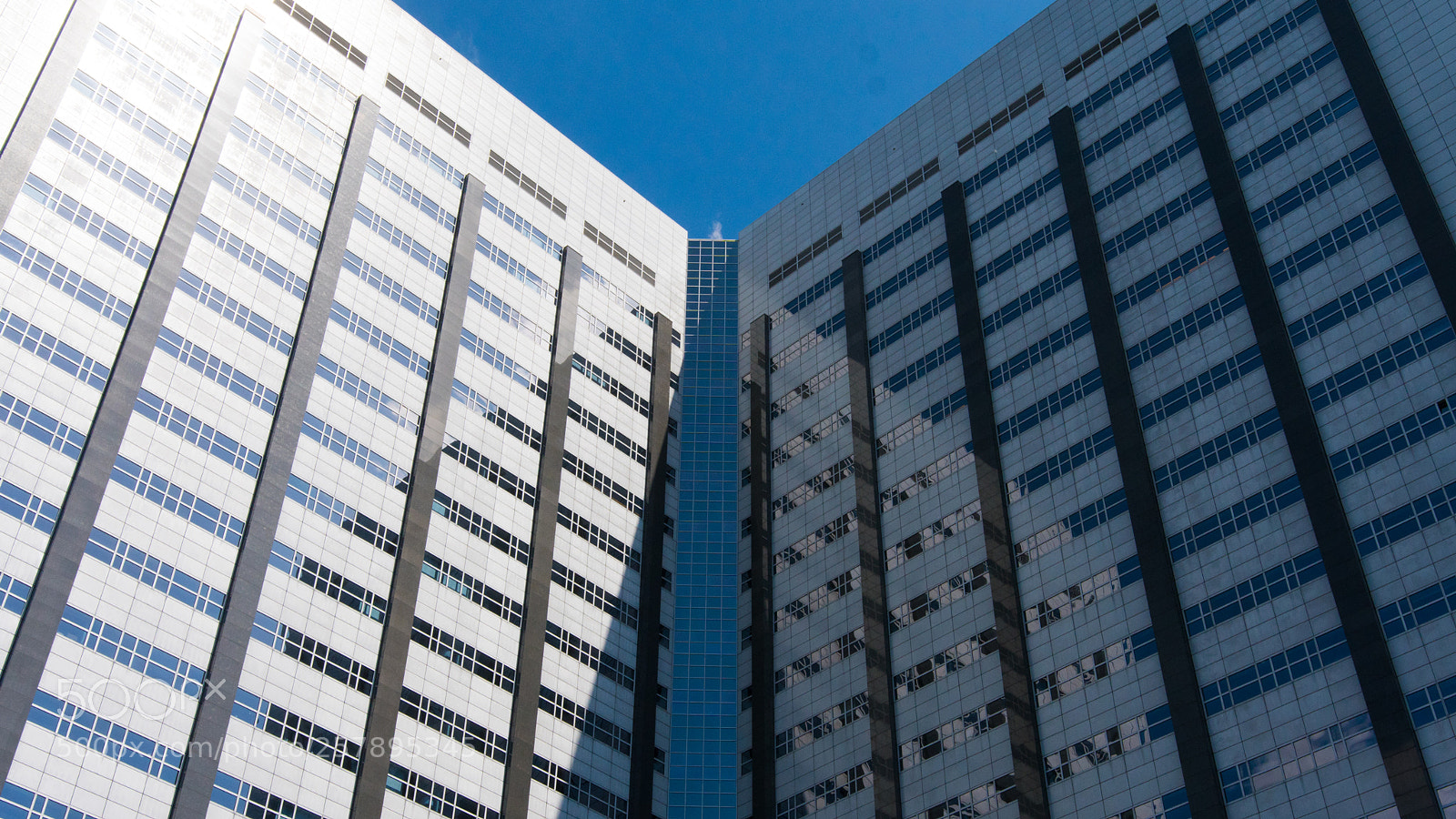 Sony a6300 sample photo. Modern achitecture photography