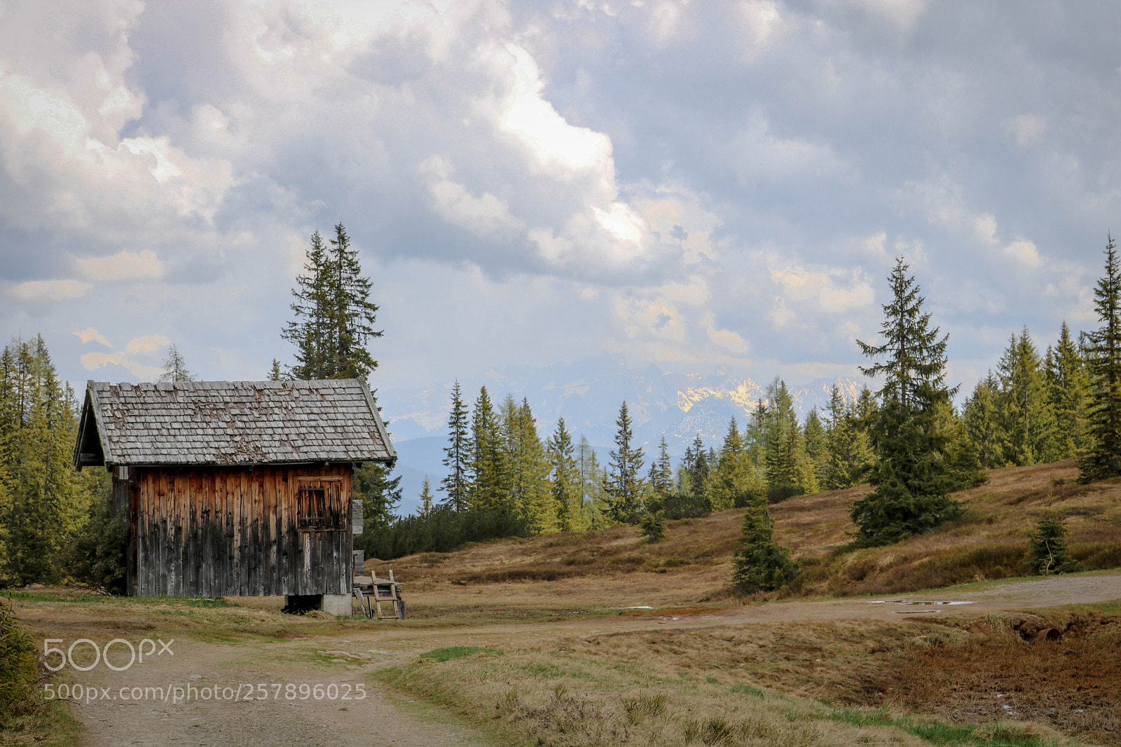 Canon EOS 750D (EOS Rebel T6i / EOS Kiss X8i) sample photo. Dramatische wolken... photography