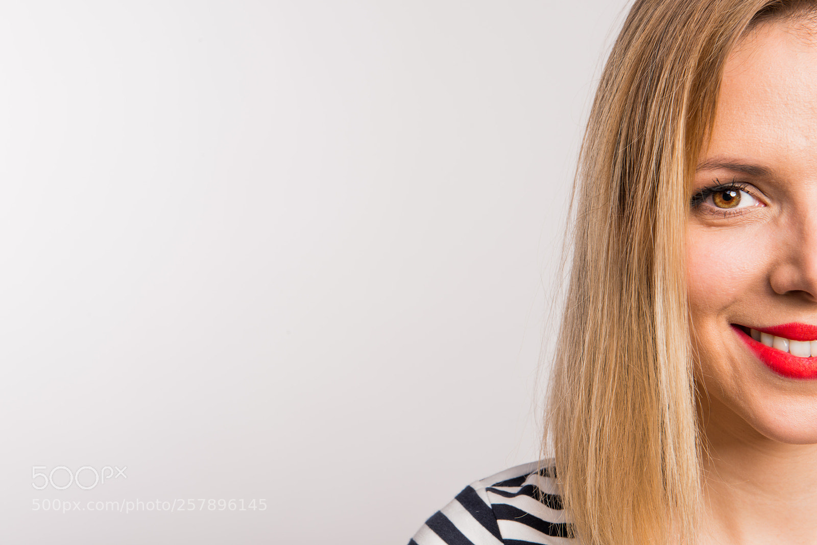 Nikon D800 sample photo. Young beautiful woman in photography