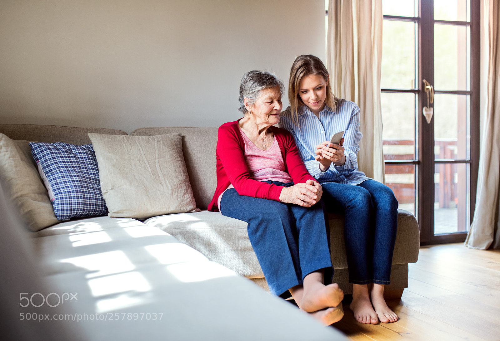 Nikon D5 sample photo. Elderly grandmother and adult photography