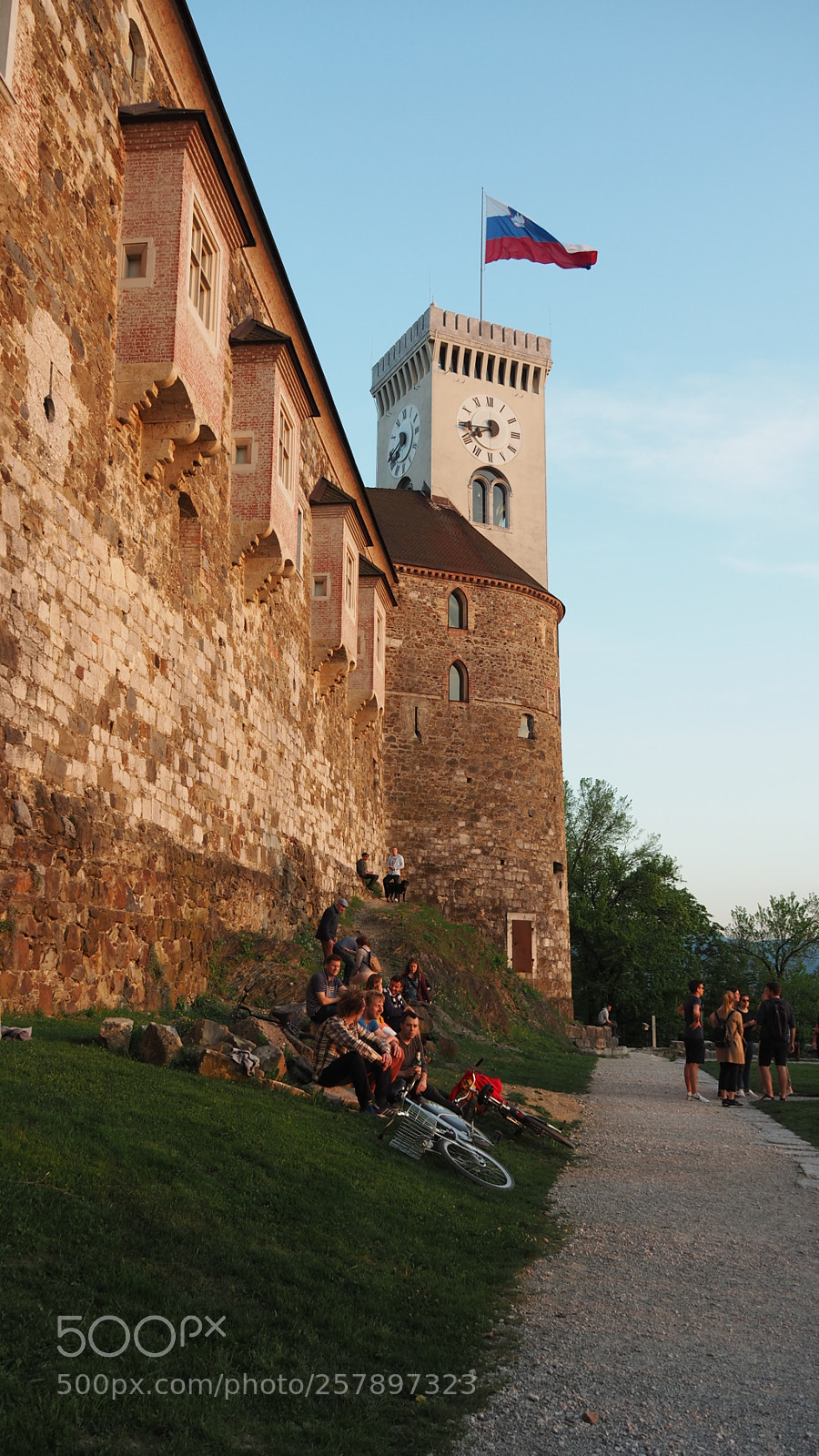 Olympus OM-D E-M5 II sample photo. Sun setting on ljubljana photography