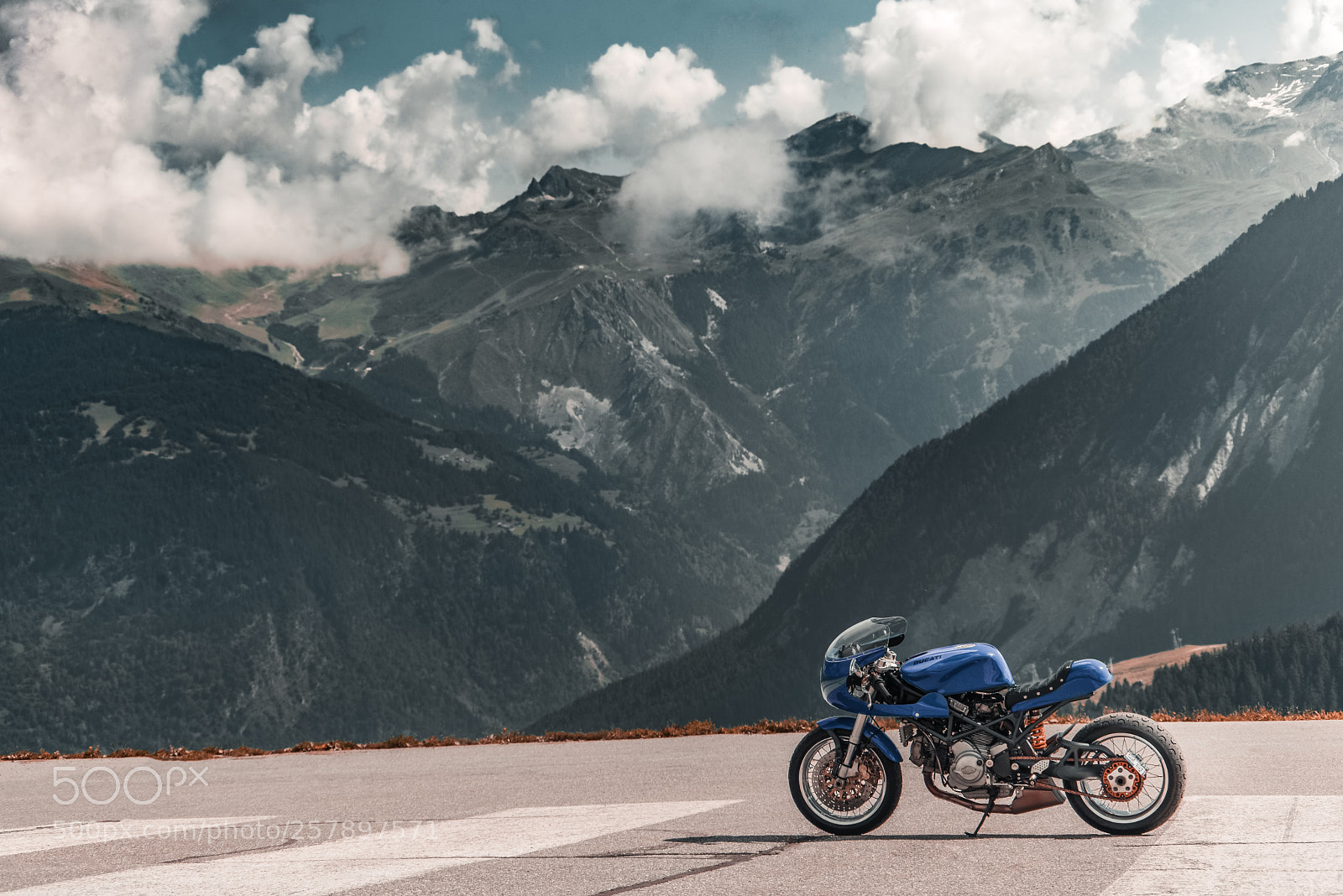 Nikon D600 sample photo. Ducati monster 1000 photography