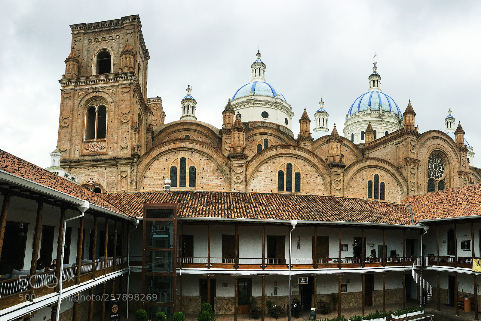 Apple iPhone 6s sample photo. Cuenca's cathedral photography