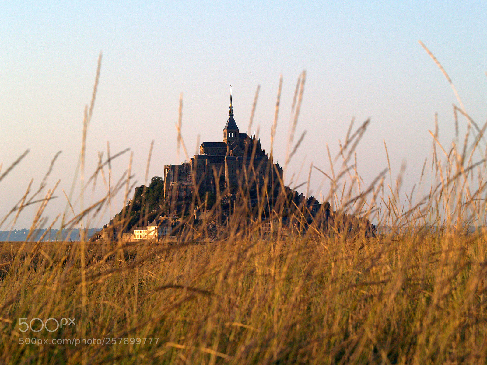 Olympus E-500 (EVOLT E-500) sample photo. Mont saint michel photography