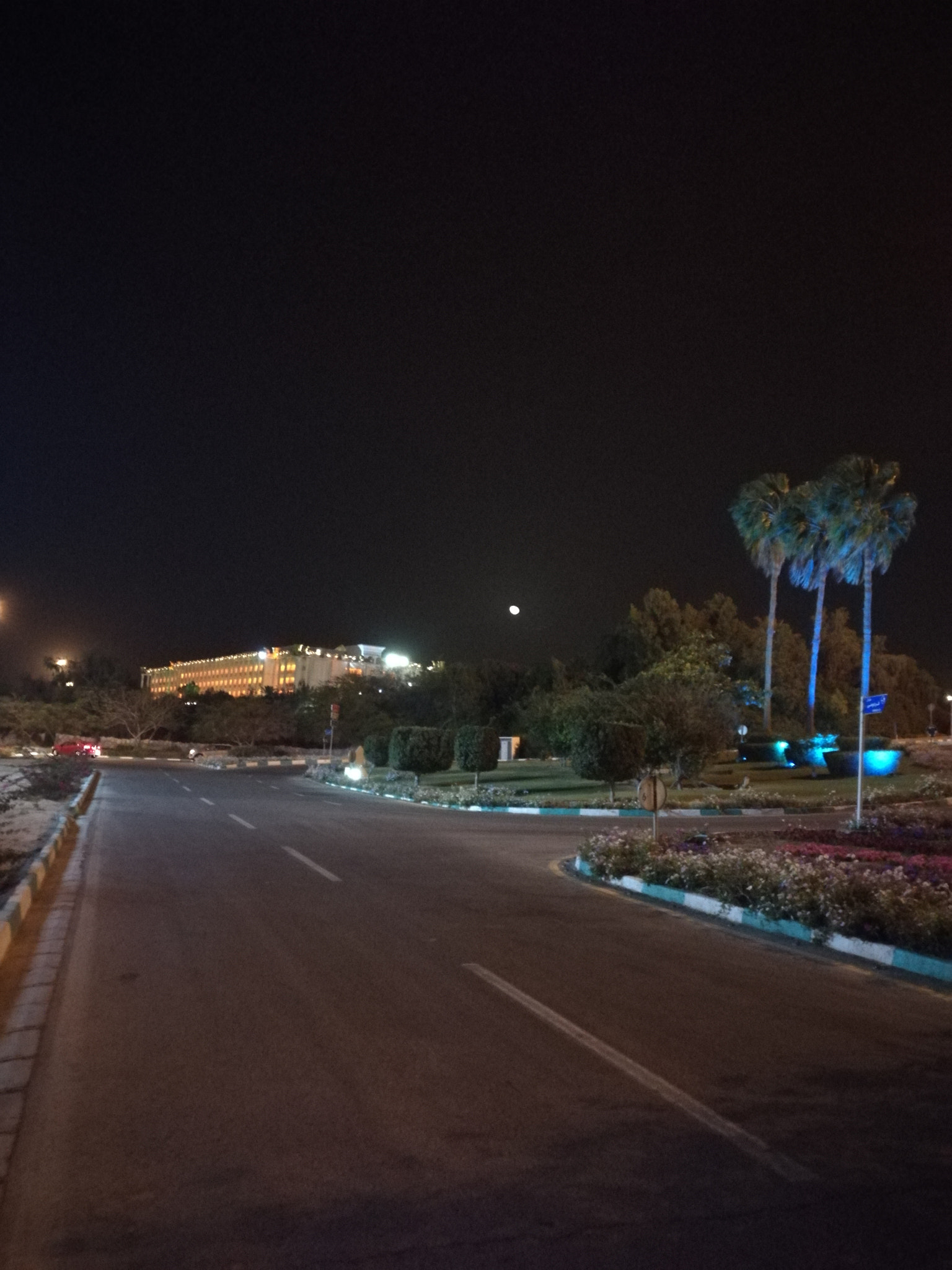 HUAWEI Mate 8 sample photo. Night 8 photography