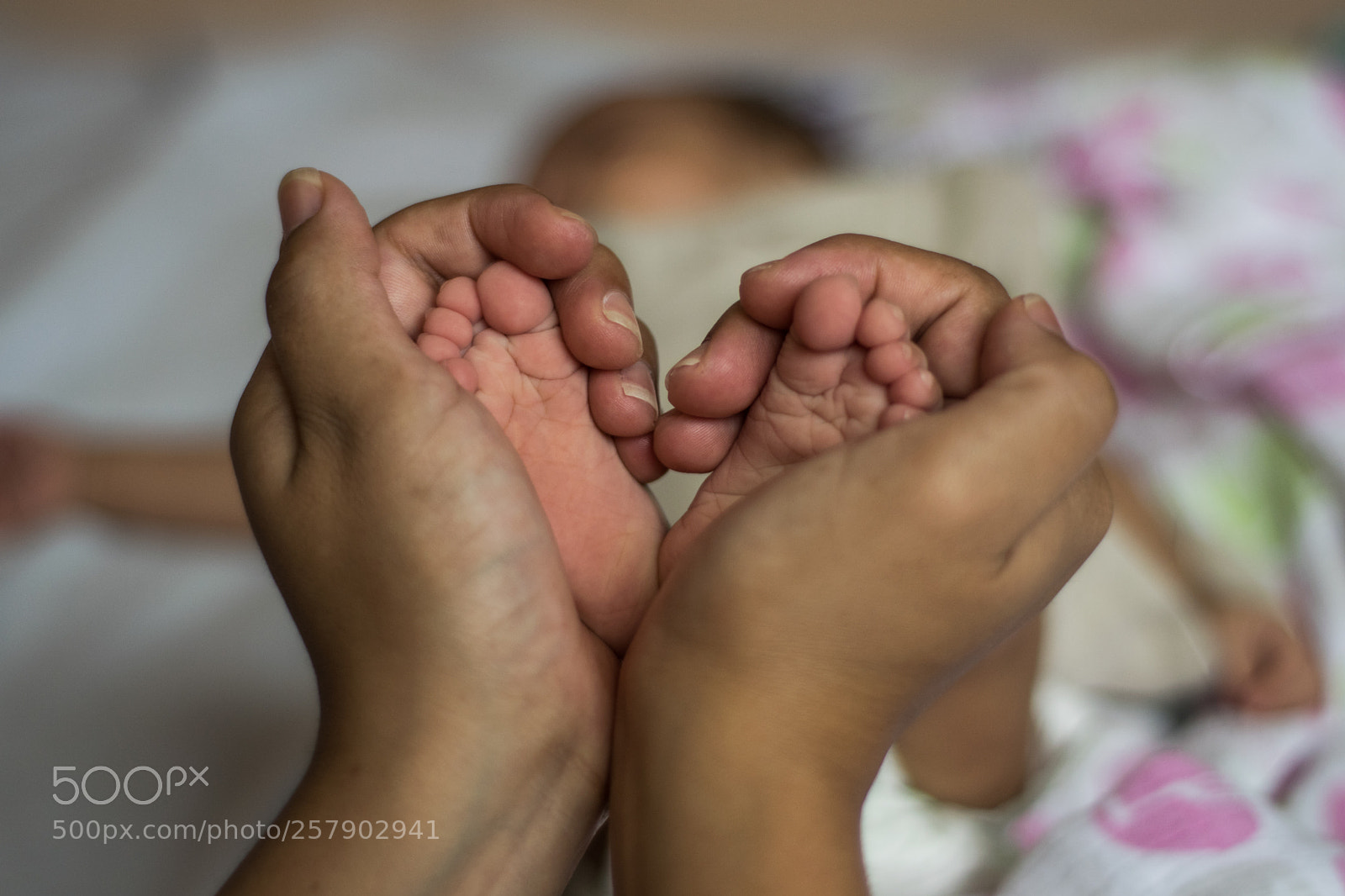 Nikon D5300 sample photo. Babyfeet photography