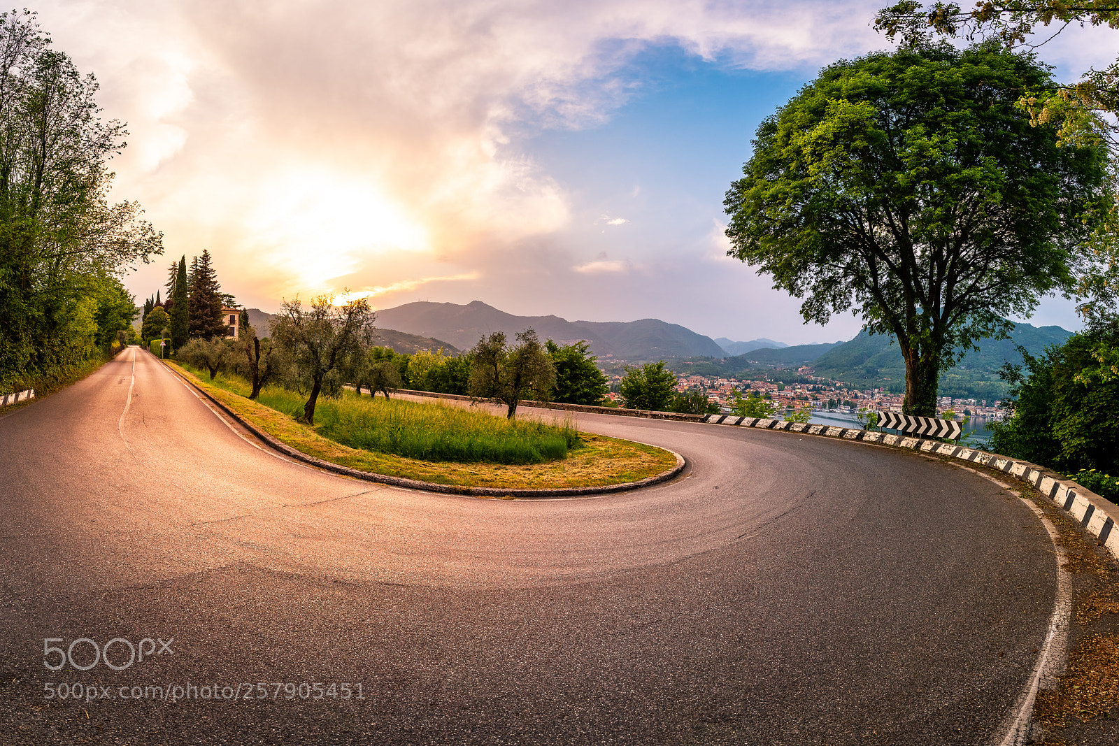 Canon EOS 6D Mark II sample photo. Sunset twist photography