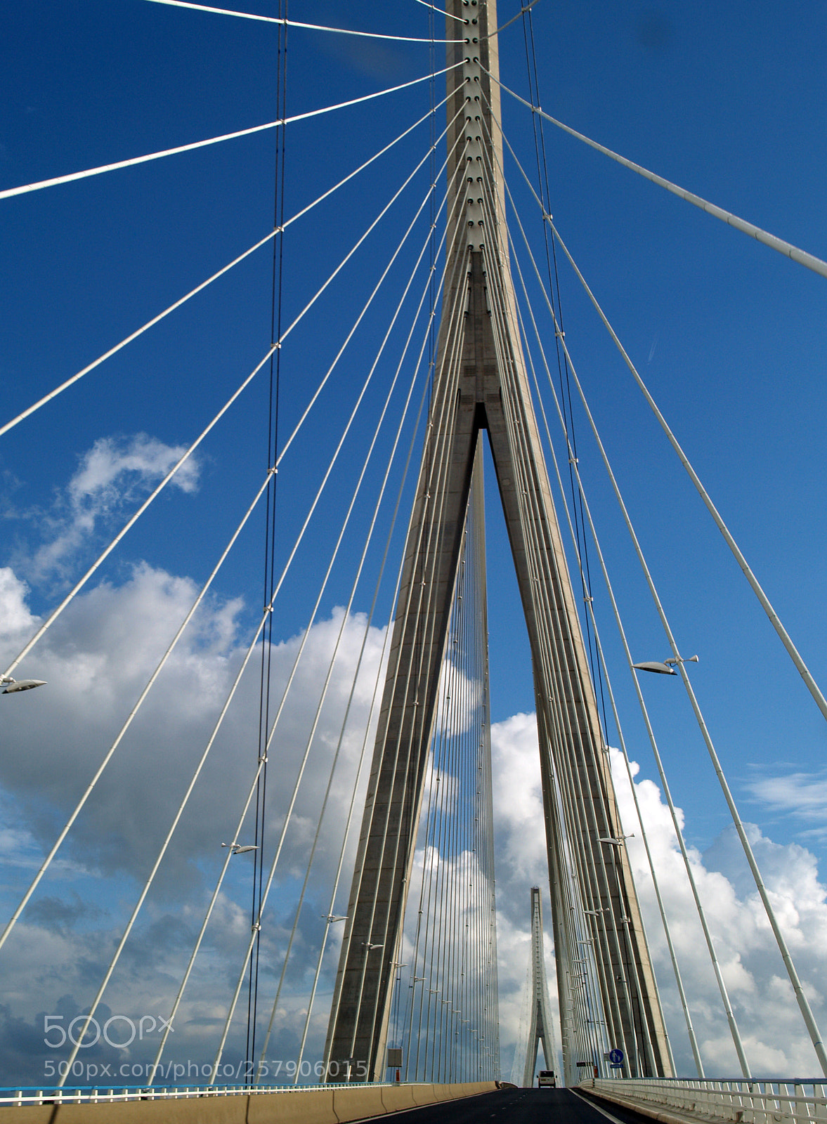 Olympus E-500 (EVOLT E-500) sample photo. Pont de normandie photography