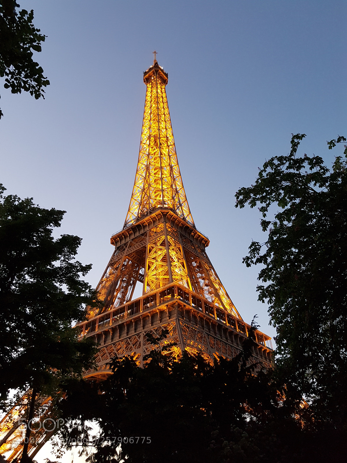 Samsung Galaxy S7 sample photo. The eiffel tower by photography