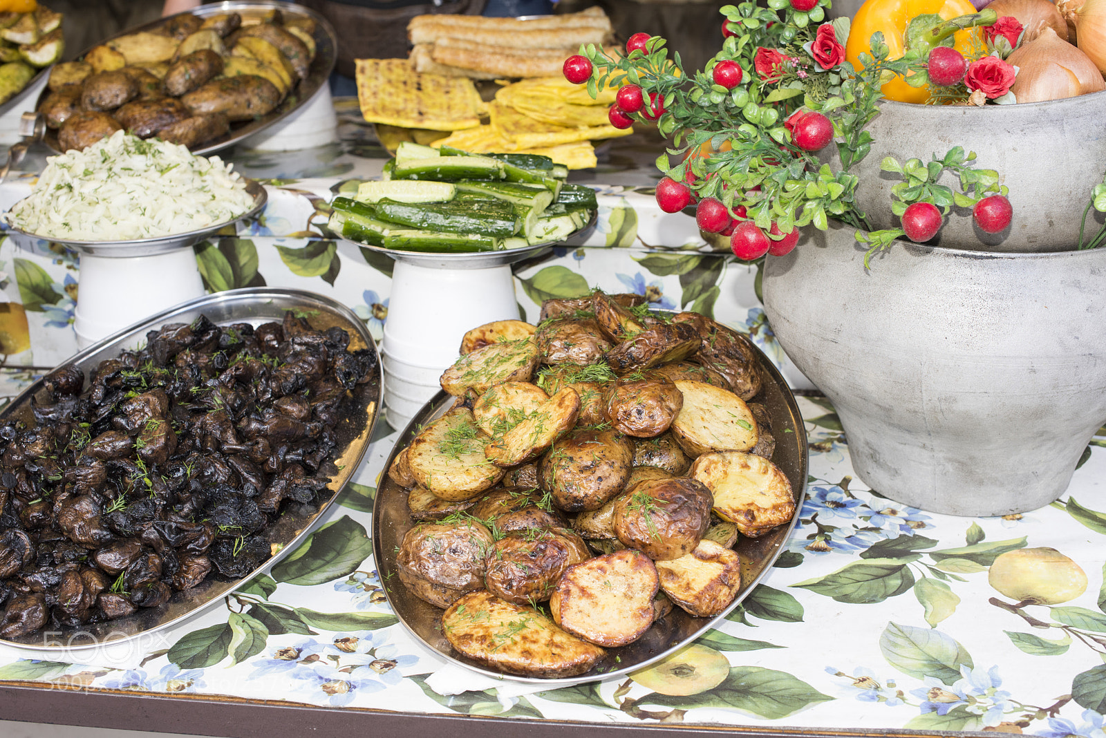 Nikon D810 sample photo. Typical ukrainian food at photography