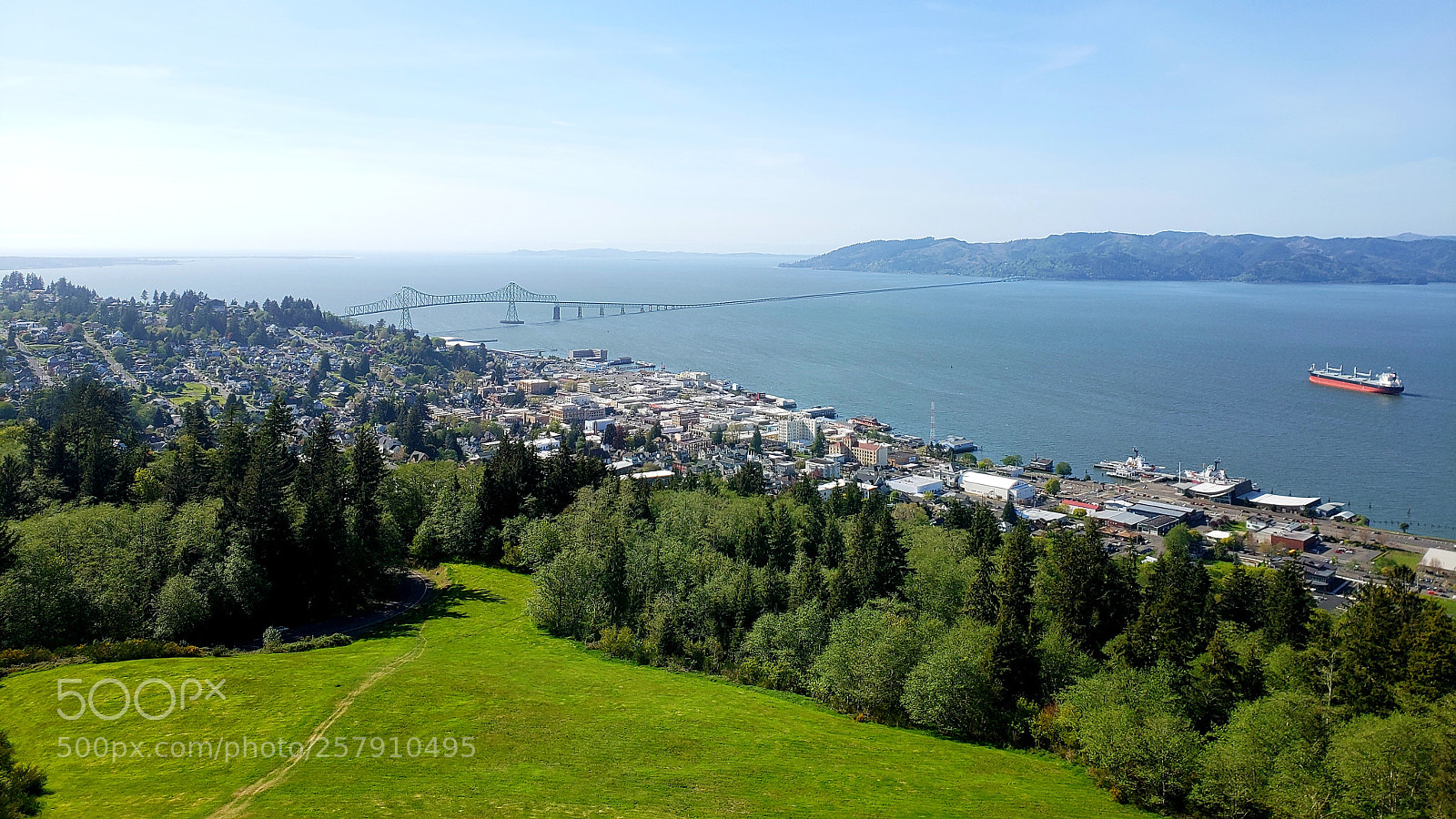 Samsung Galaxy S9+ sample photo. Astoria from atop the photography