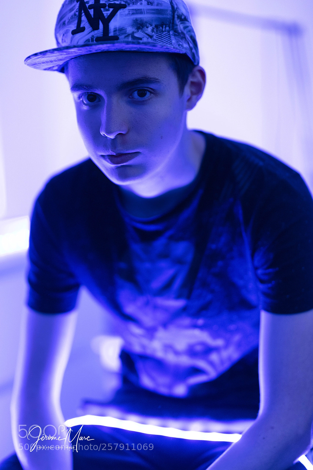 Canon EOS 5D Mark IV sample photo. Léo (led). photography