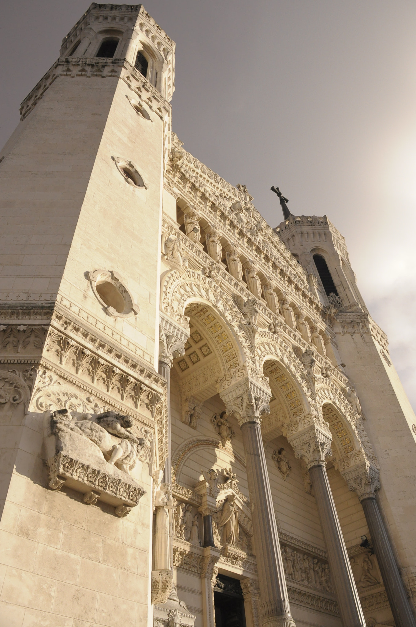 Nikon D90 sample photo. Basilica of notre-dame de fourvière photography