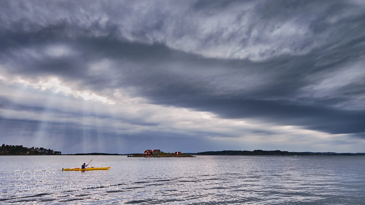 Fujifilm X-T1 sample photo. Kayak time photography
