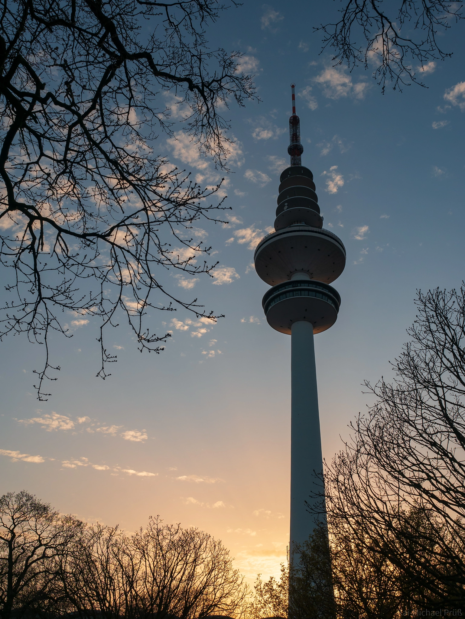 Panasonic DMC-G81 sample photo. Hamburger fernsehturm photography