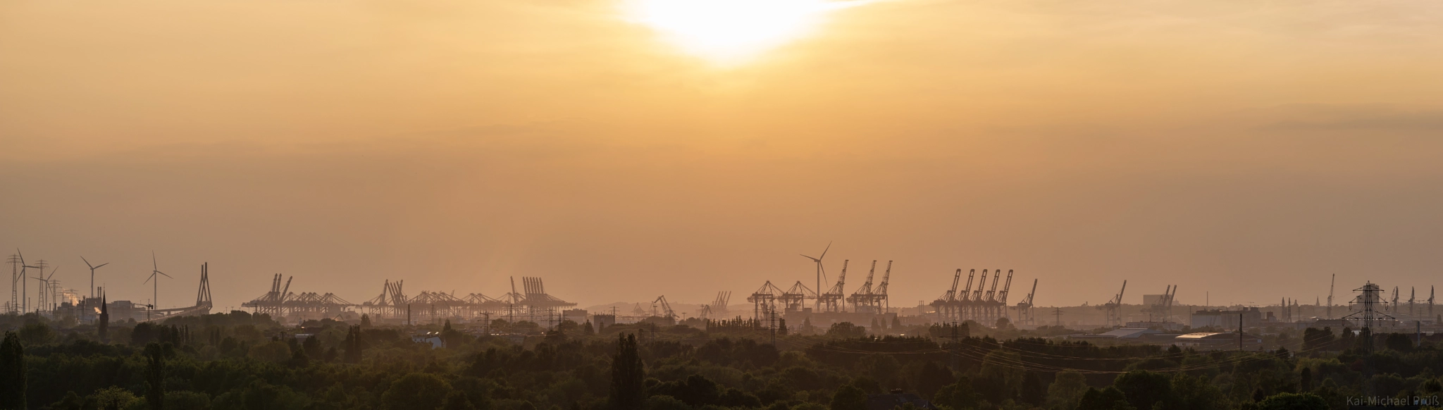 Panasonic DMC-G81 sample photo. Hamburger hafen skyline photography