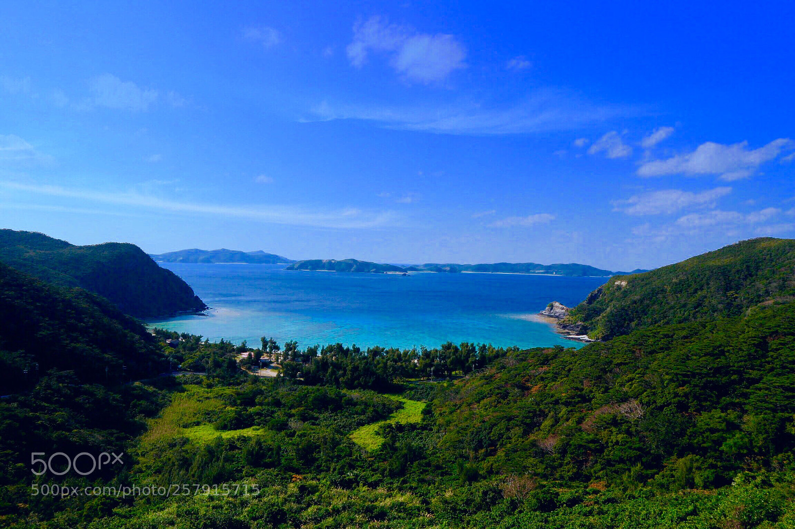 Canon EOS M10 sample photo. Blue sky photography
