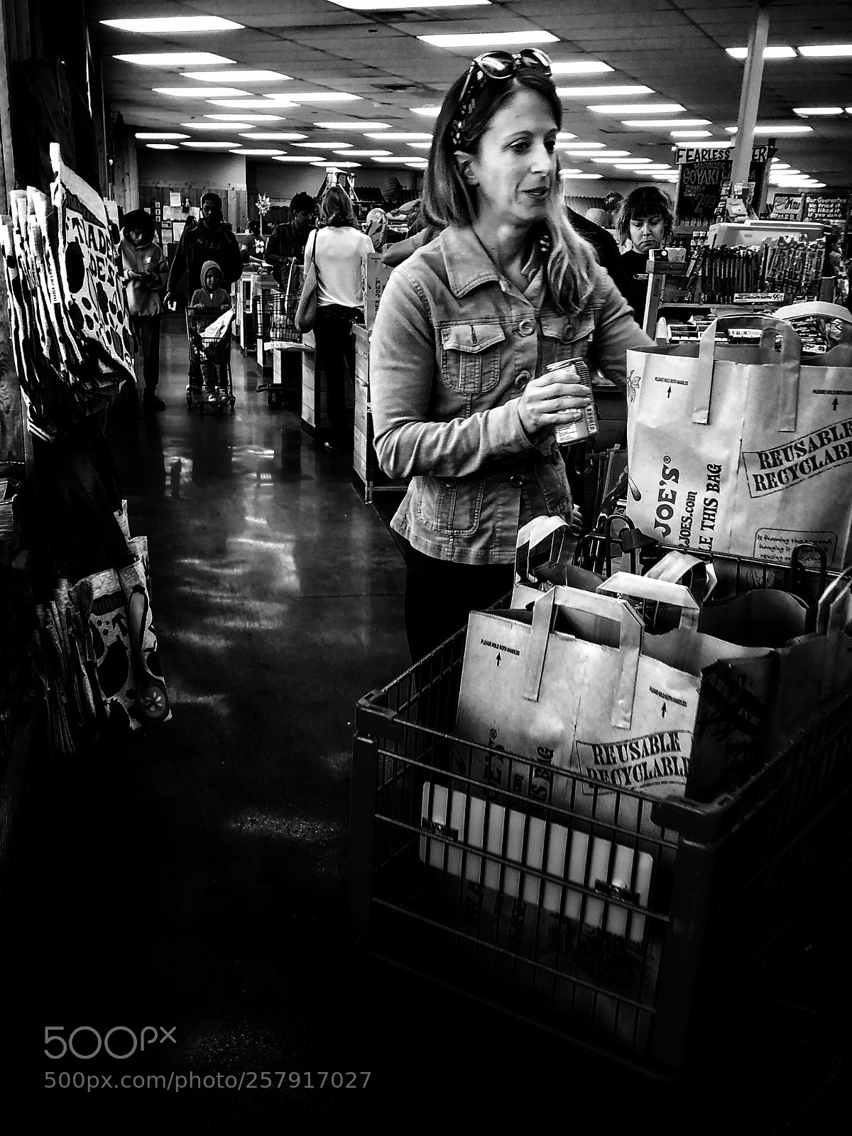 Apple iPhone X sample photo. Joe's shopping photography