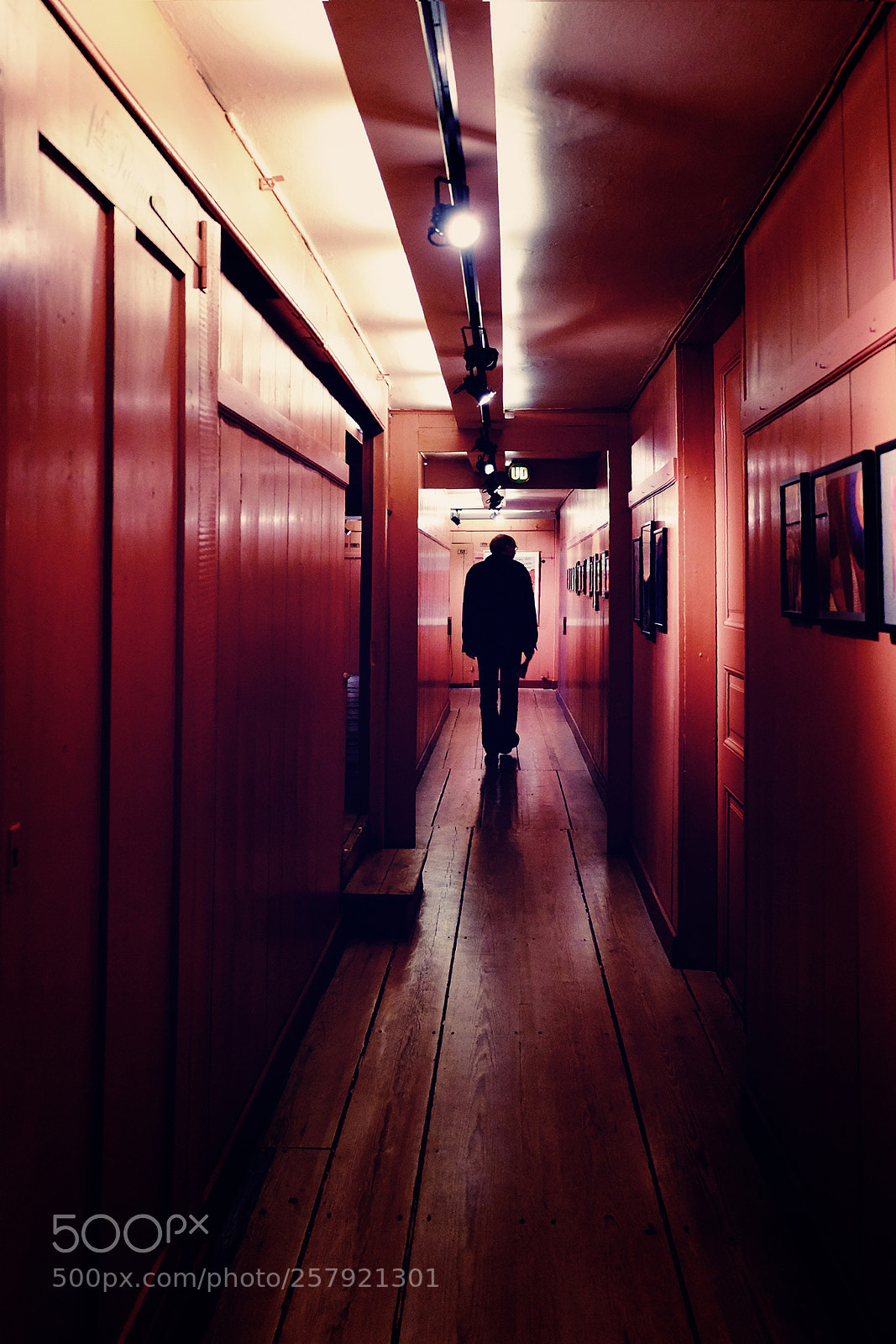 Fujifilm X-T1 sample photo. The red corridor photography