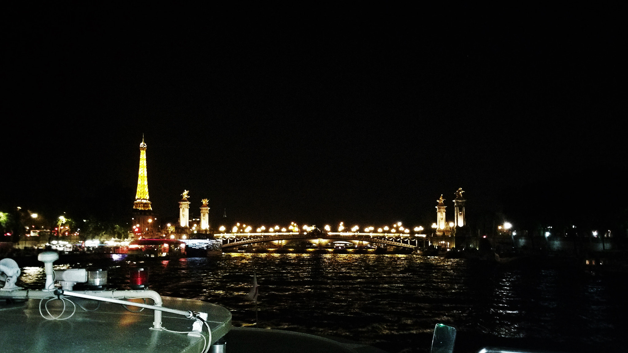 Samsung Galaxy Note Edge sample photo. River seine photography